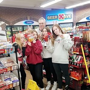 Meet your Posher, Madeline